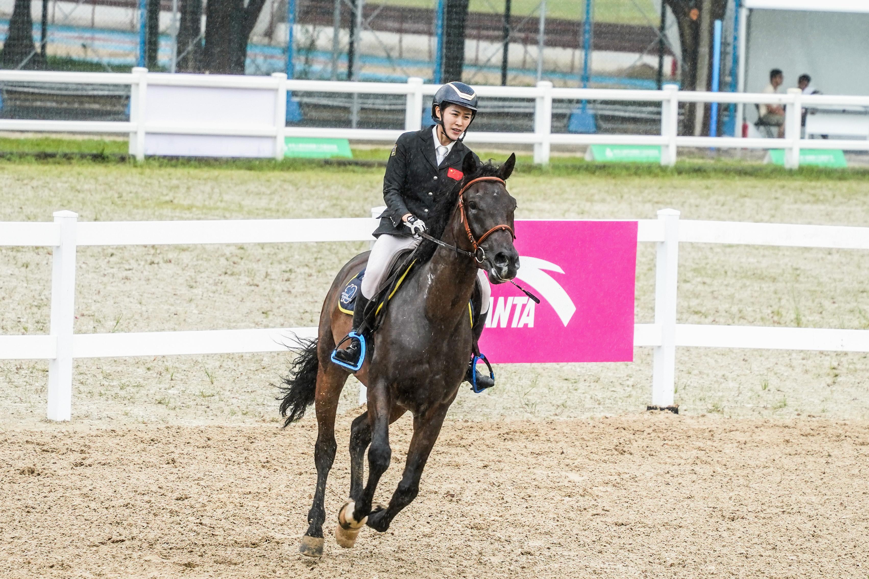 凭借灵活步, 在广州开赛 凭借灵活步, 在广州开赛