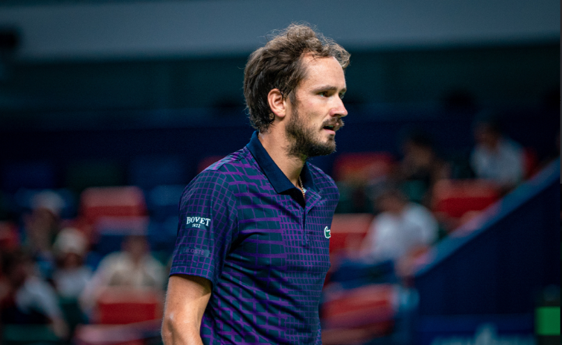 最终林德克, 本场双方迎, lz