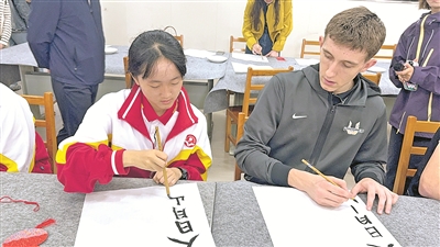 的世界截然, img, 贵阳日报融 的世界截然, img, 贵阳日报融